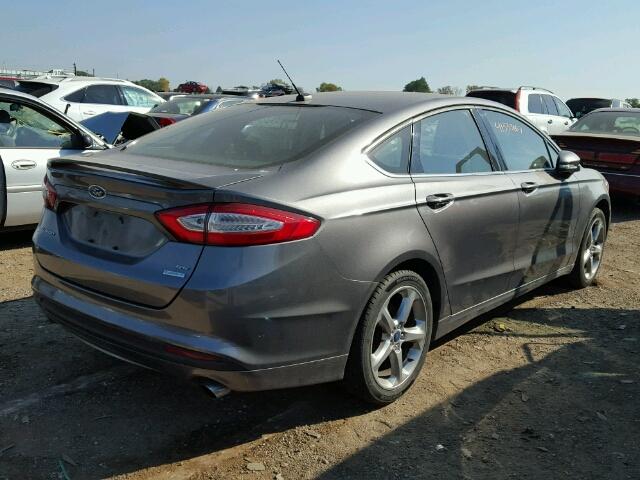 3FA6P0HR6DR111396 - 2013 FORD FUSION GRAY photo 4