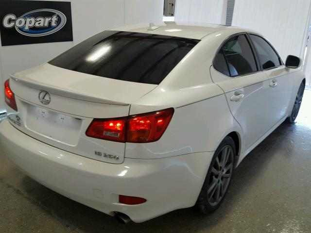 JTHBK262282079452 - 2008 LEXUS IS 250 WHITE photo 4