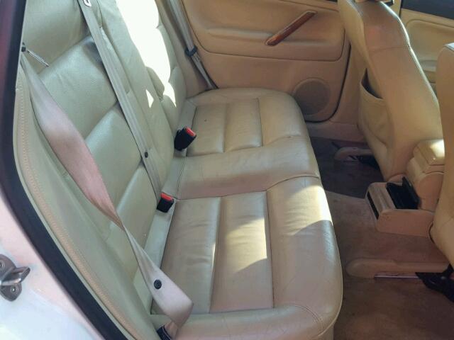 WVWPD23B6YE182622 - 2000 VOLKSWAGEN PASSAT GLX WHITE photo 6