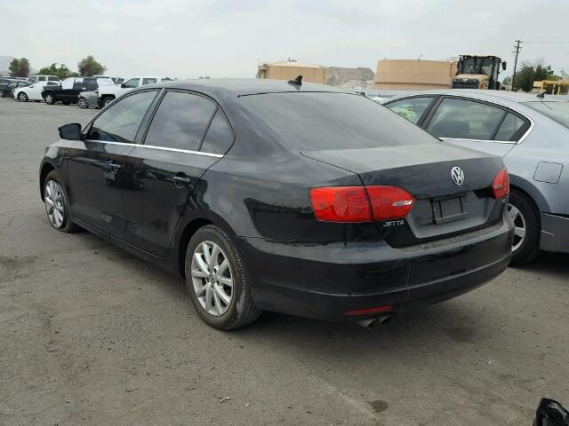 3VWD17AJ4EM394408 - 2014 VOLKSWAGEN JETTA SE BLACK photo 3