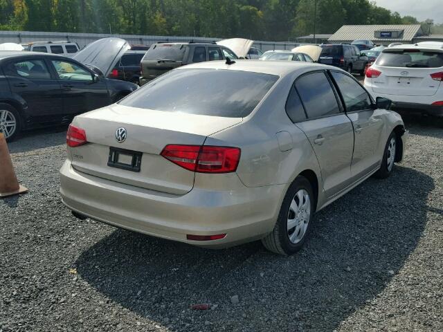 3VW2K7AJ0FM349455 - 2015 VOLKSWAGEN JETTA BASE TAN photo 4