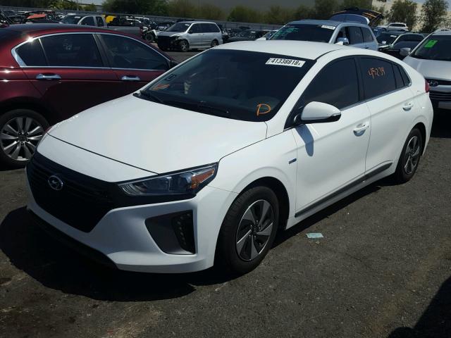 KMHC75LC1HU026344 - 2017 HYUNDAI IONIQ SEL WHITE photo 2