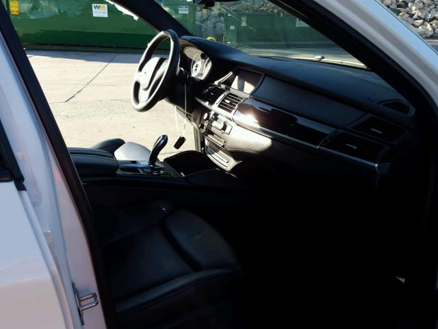 5UXFG2C56DL784874 - 2013 BMW X6 XDRIVE3 WHITE photo 5