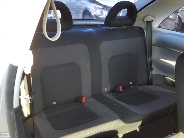 3VWCK21C12M411805 - 2002 VOLKSWAGEN NEW BEETLE 银色 照片 6
