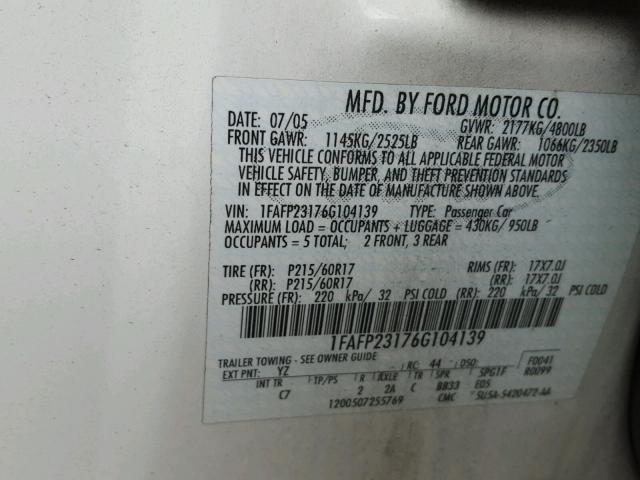 1FAFP23176G104139 - 2006 FORD FIVE HUNDR WHITE photo 10