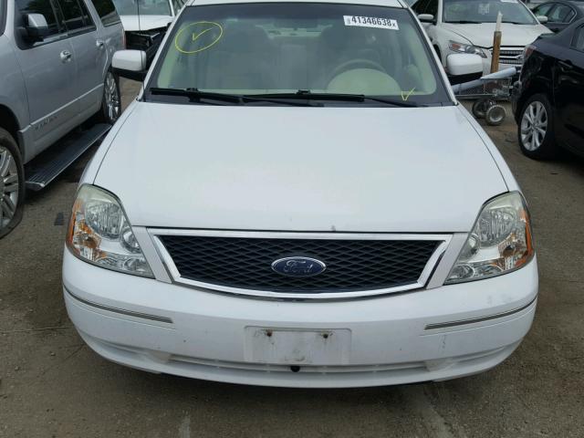 1FAFP23176G104139 - 2006 FORD FIVE HUNDR WHITE photo 9