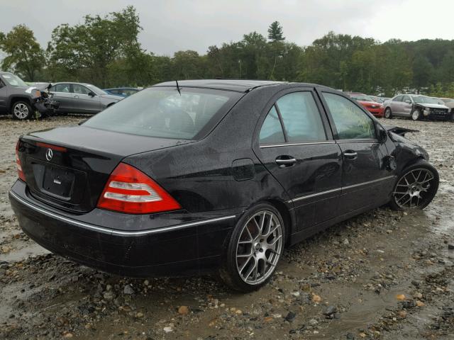 WDBRF81J95F682147 - 2005 MERCEDES-BENZ C 240 4MAT BLACK photo 4