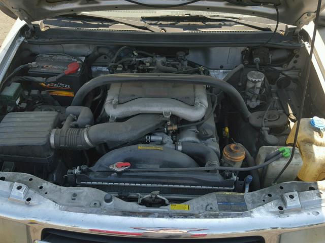 2CNBJ134X46912010 - 2004 CHEVROLET TRACKER SILVER photo 7