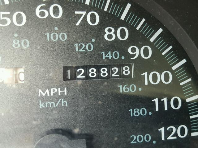 2C3HC46F2TH100893 - 1996 CHRYSLER NEW YORKER 银色 照片 8