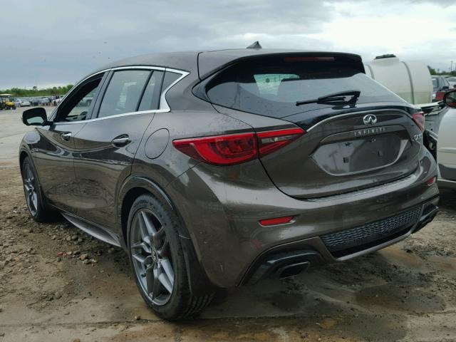 SJKCH5CP6HA017075 - 2017 INFINITI QX30 BROWN photo 3