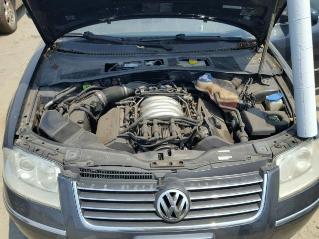 WVWTH63B03P452404 - 2003 VOLKSWAGEN PASSAT GLX BLACK photo 7
