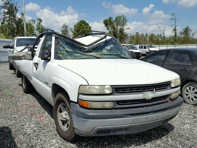 1GCEC14VX2Z210841 - 2002 CHEVROLET SILVERADO WHITE photo 1