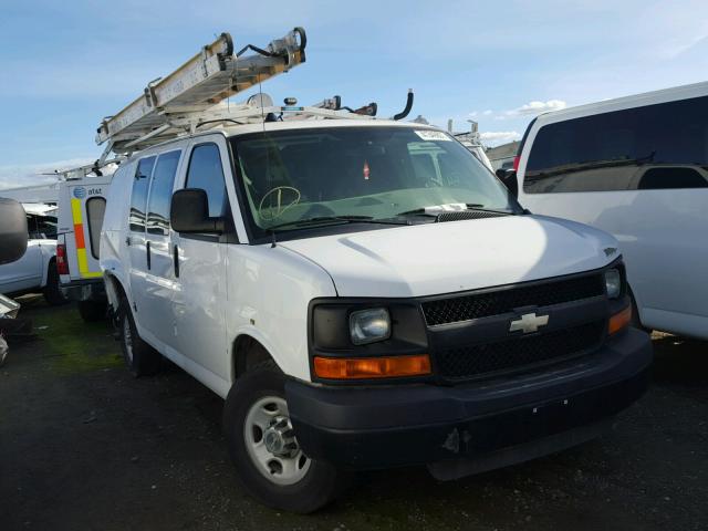 1GCWGFCB7C1110192 - 2012 CHEVROLET EXPRESS G2 WHITE photo 1