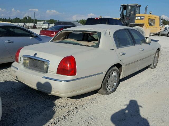 1LNHM82V47Y616760 - 2007 LINCOLN TOWN CAR S SILVER photo 4