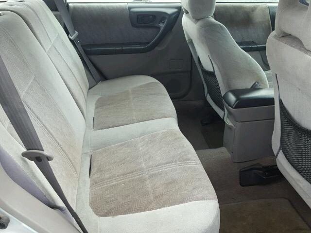 JF1SF65602H748118 - 2002 SUBARU FORESTER S SILVER photo 6