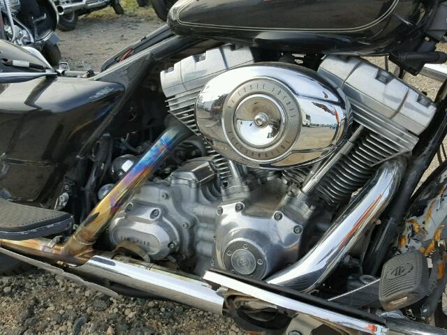 1HD1FV4117Y713731 - 2007 HARLEY-DAVIDSON FLHT BLACK photo 7