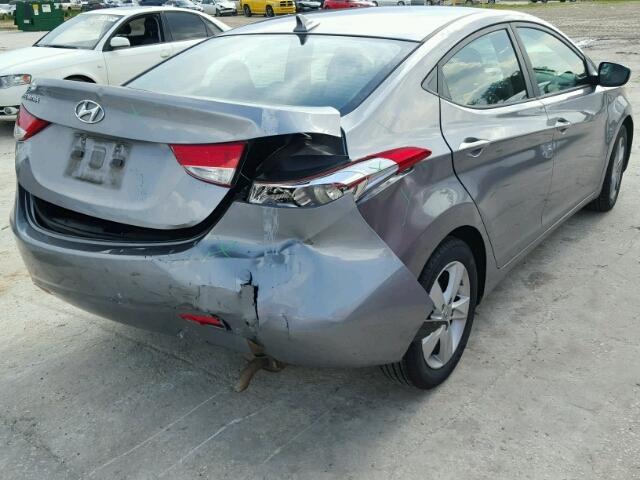 KMHDH4AEXDU561876 - 2013 HYUNDAI ELANTRA GL GRAY photo 4