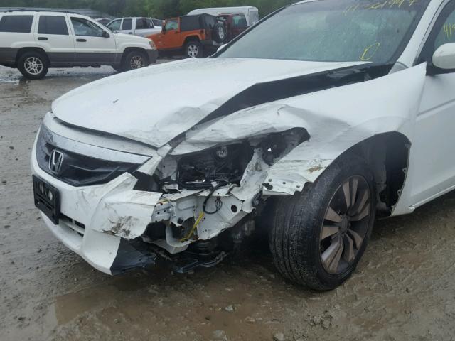 1HGCS1B85BA001045 - 2011 HONDA ACCORD EXL WHITE photo 9