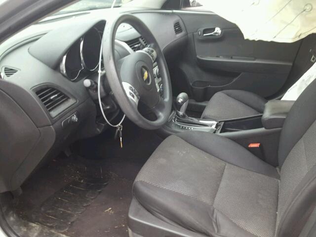 1G1ZC5EB4AF311301 - 2010 CHEVROLET MALIBU 1LT ვერცხლისფერი ფოტო 5