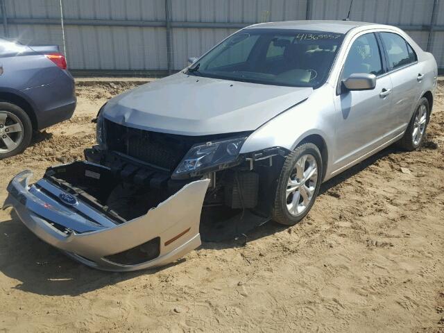 3FAHP0HA4CR285212 - 2012 FORD FUSION SE SILVER photo 2