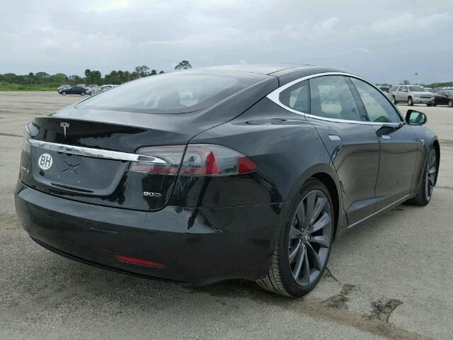 5YJSA1E28GF147779 - 2016 TESLA MODEL S BLACK photo 4