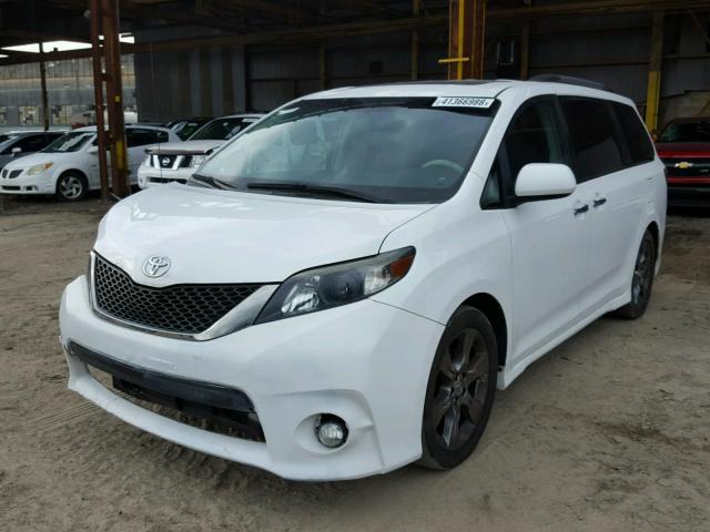 5TDXK3DC9ES414400 - 2014 TOYOTA SIENNA SPO WHITE photo 2