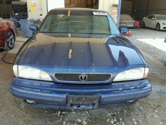 1G2HX52L8R4281784 - 1994 PONTIAC BONNEVILLE BLUE photo 9