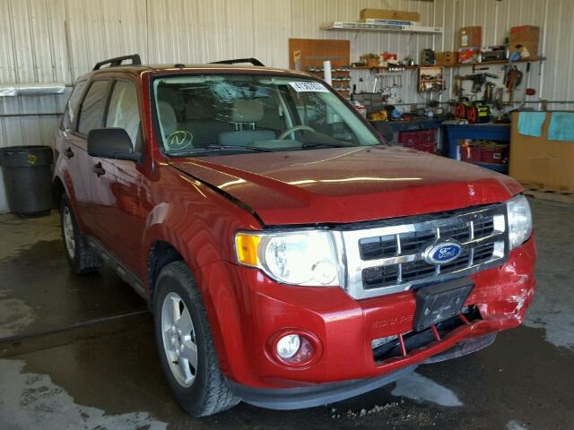 1FMCU9DG5AKC16974 - 2010 FORD ESCAPE RED photo 1