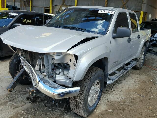 1GTDT136X58256699 - 2005 GMC CANYON SILVER photo 2