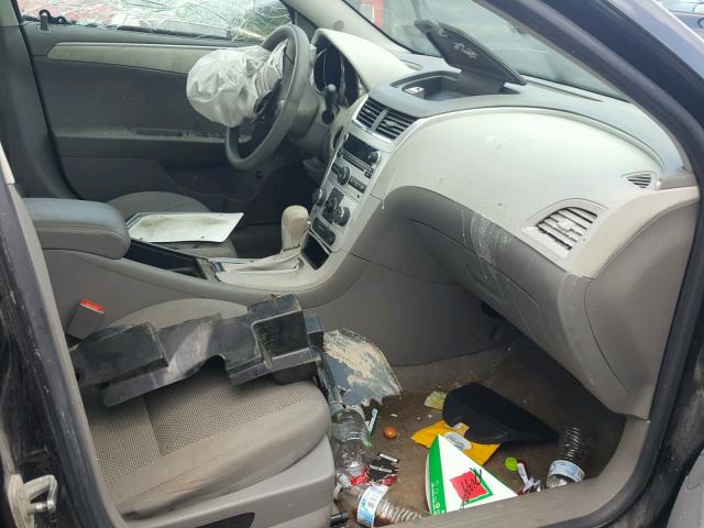 1G1ZB5E05CF213947 - 2012 CHEVROLET MALIBU LS Қара фото 5