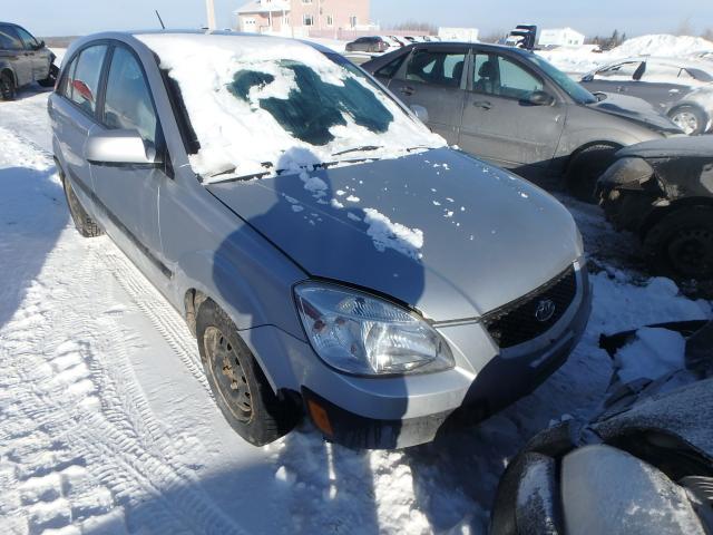 KNADE163166176228 - 2006 KIA RIO 5 GRAY photo 1