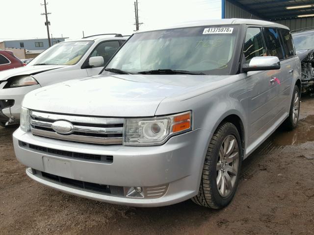 2FMEK63C89BA30749 - 2009 FORD FLEX LIMIT SILVER photo 2