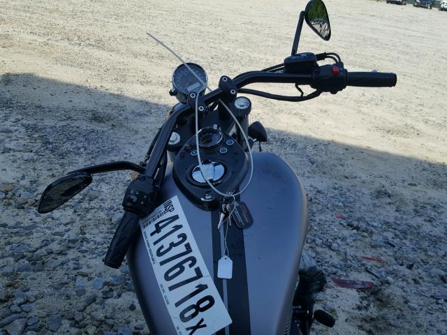 SMT915RN9ET653773 - 2014 TRIUMPH MOTORCYCLE SPEEDMASTE GRAY photo 5