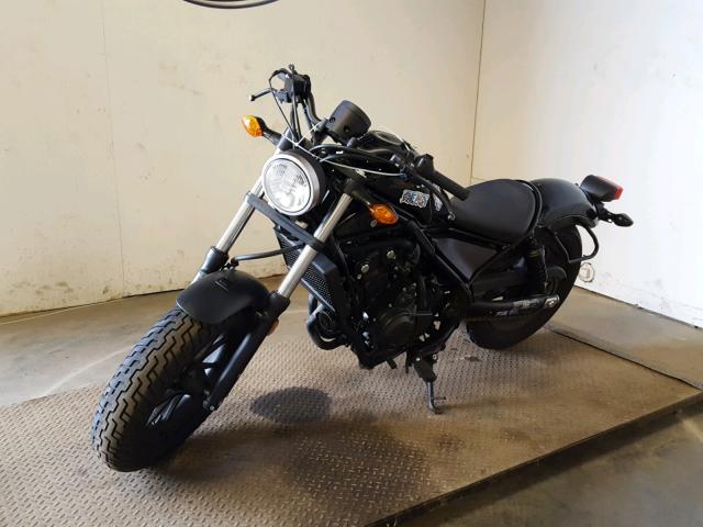 MLHPC5604J5100372 - 2018 HONDA CMX500 BLACK photo 2