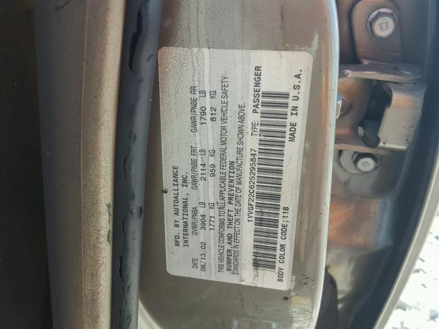 1YVGF22C625295847 - 2002 MAZDA 626 LX GOLD photo 10