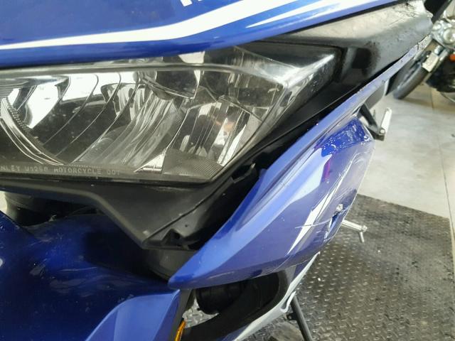 MH3RH06Y7HK015822 - 2017 YAMAHA YZFR3 BLUE photo 18