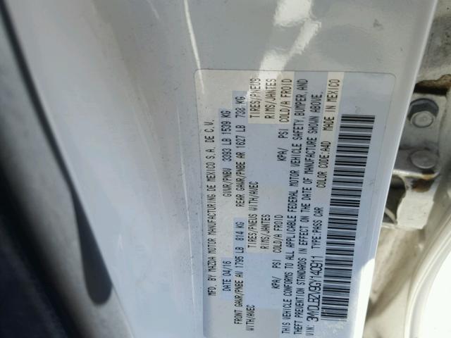 3MYDLBZV9GY140911 - 2016 TOYOTA SCION IA WHITE photo 10