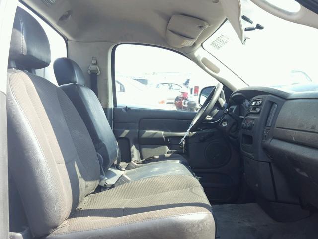 3D7KR26D65G749382 - 2005 DODGE RAM 2500 S WHITE photo 5