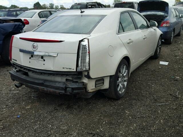 1G6DT57V880202154 - 2008 CADILLAC CTS HI FEA WHITE photo 4