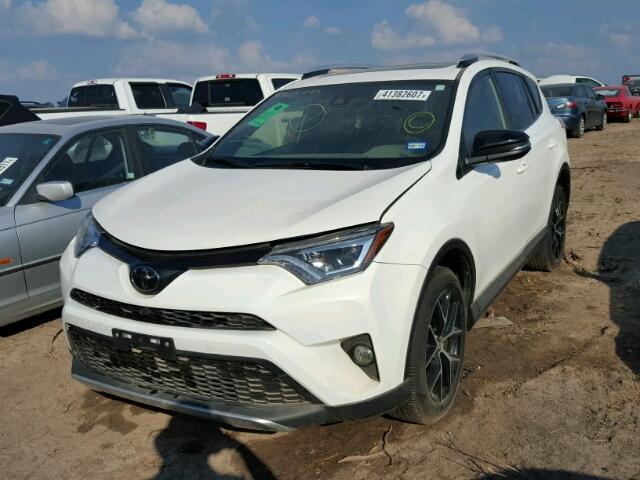 JTMNFREV0GD090007 - 2016 TOYOTA RAV4 WHITE photo 2