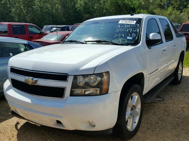 3GNEC12J27G304968 - 2007 CHEVROLET AVALANCHE WHITE photo 2