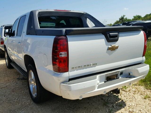 3GNEC12J27G304968 - 2007 CHEVROLET AVALANCHE WHITE photo 3