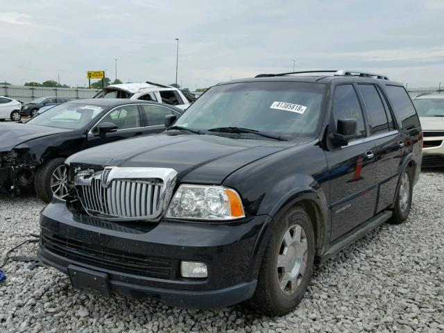 5LMFU27556LJ16354 - 2006 LINCOLN NAVIGATOR Czarny zdjęcie 2