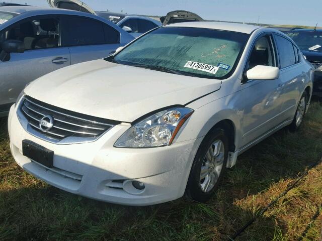 1N4AL2AP3BN490710 - 2011 NISSAN ALTIMA BAS WHITE photo 2