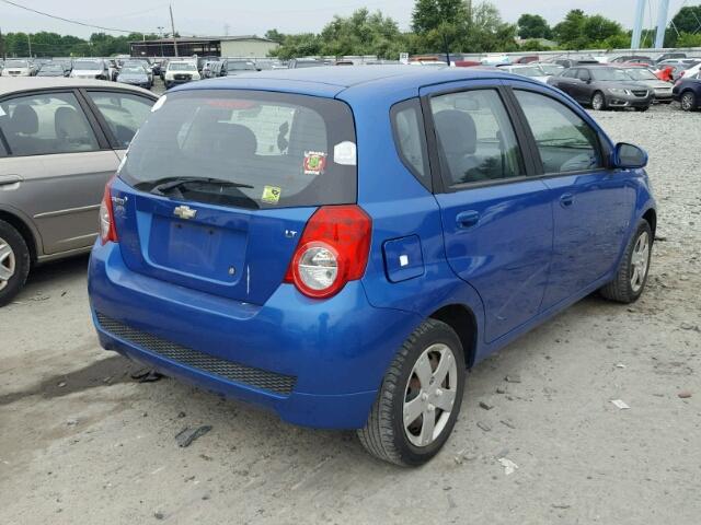 KL1TD66EX9B610634 - 2009 CHEVROLET AVEO LS BLUE photo 4