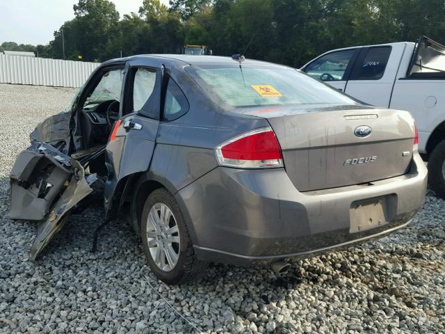 1FAHP3HNXAW195156 - 2010 FORD FOCUS GRAY photo 3