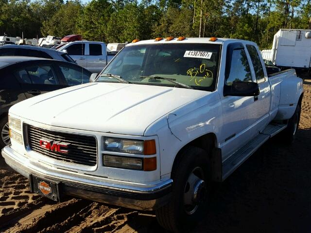 1GTHC39J1TE504927 - 1996 GMC SIERRA C35 WHITE photo 2