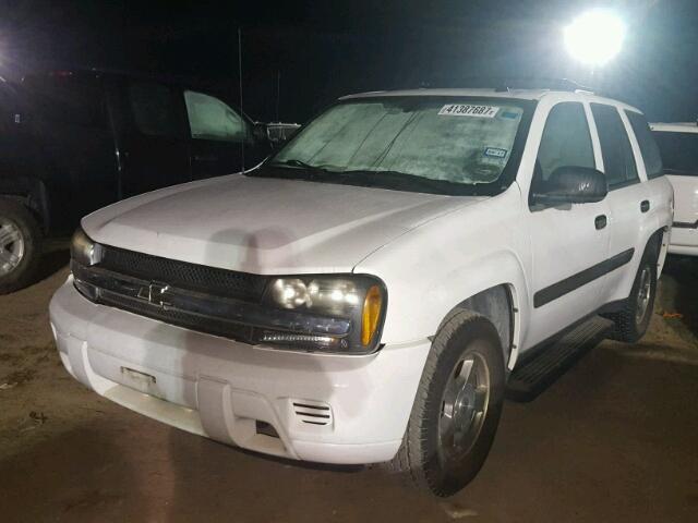 1GNDS13S752123294 - 2005 CHEVROLET TRAILBLAZE WHITE photo 2