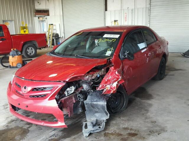 2T1BU4EE7BC604310 - 2011 TOYOTA COROLLA RED photo 2