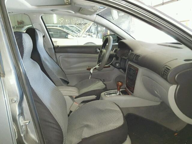 WVWRH63BX2P131320 - 2002 VOLKSWAGEN PASSAT GLX 银色 照片 5